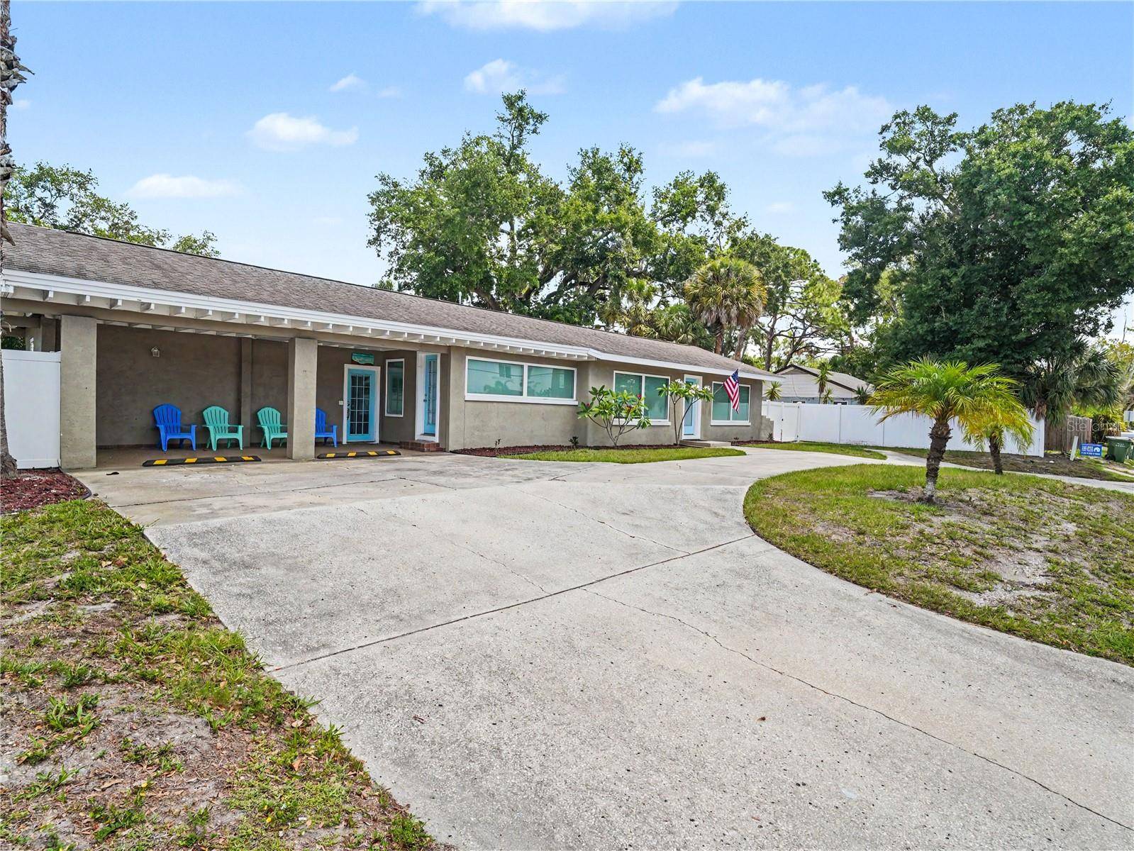 2547 BAHIA VISTA ST, Sarasota, FL 34239