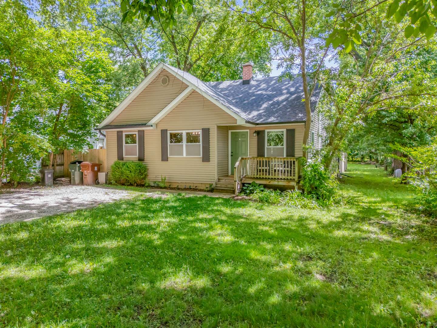 926 S Cedar RD, New Lenox, IL 60451