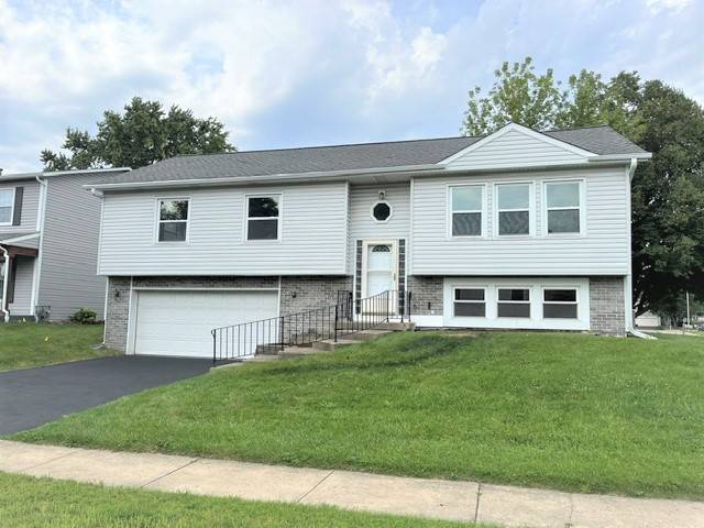425 Canyon TRL, Carol Stream, IL 60188