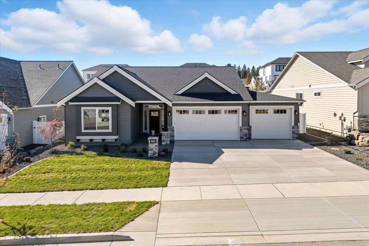 18066 E Wind Rose Ct, Greenacres, WA 99016