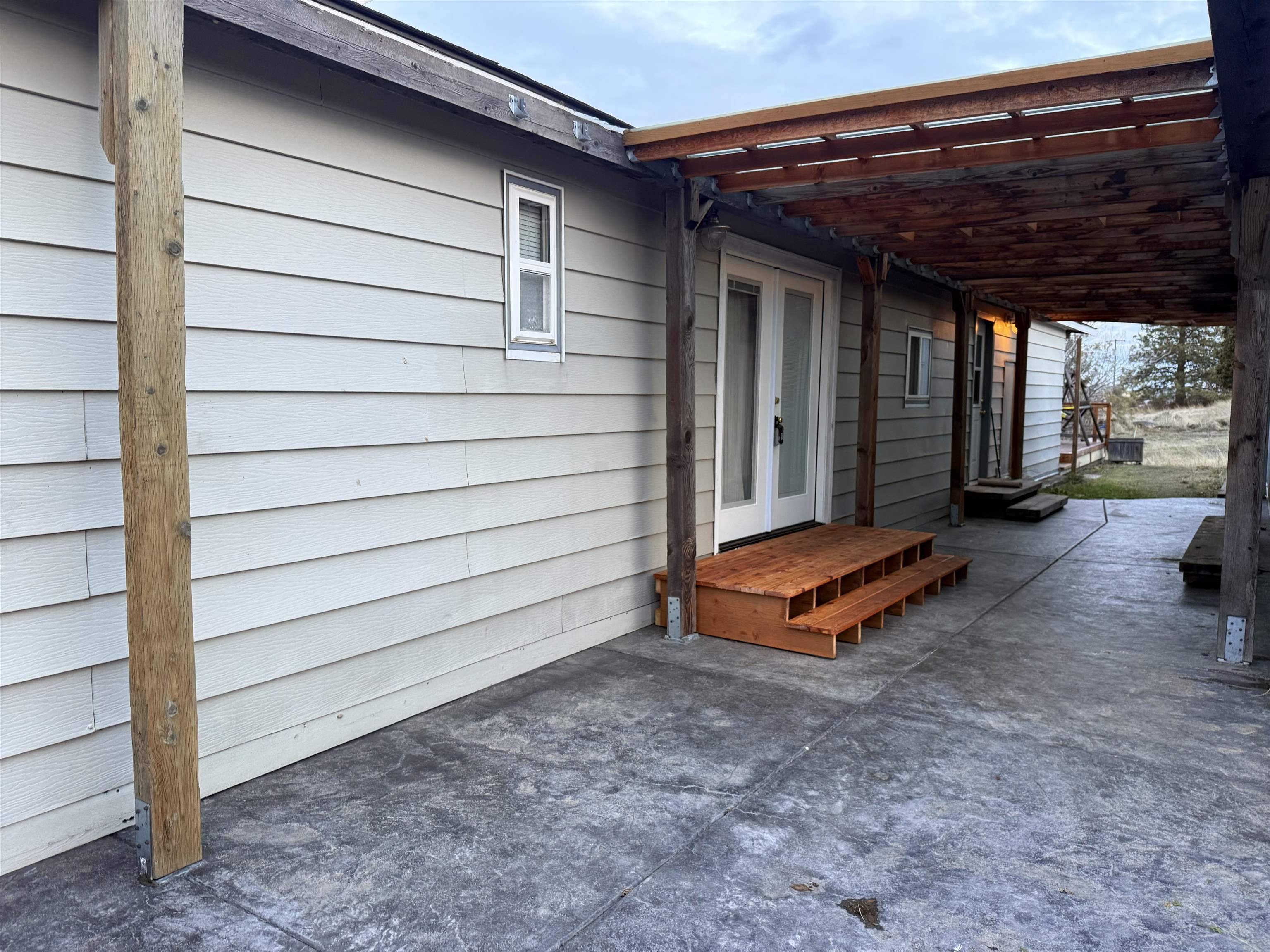 411 SW College Ave, Wilbur, WA 99185