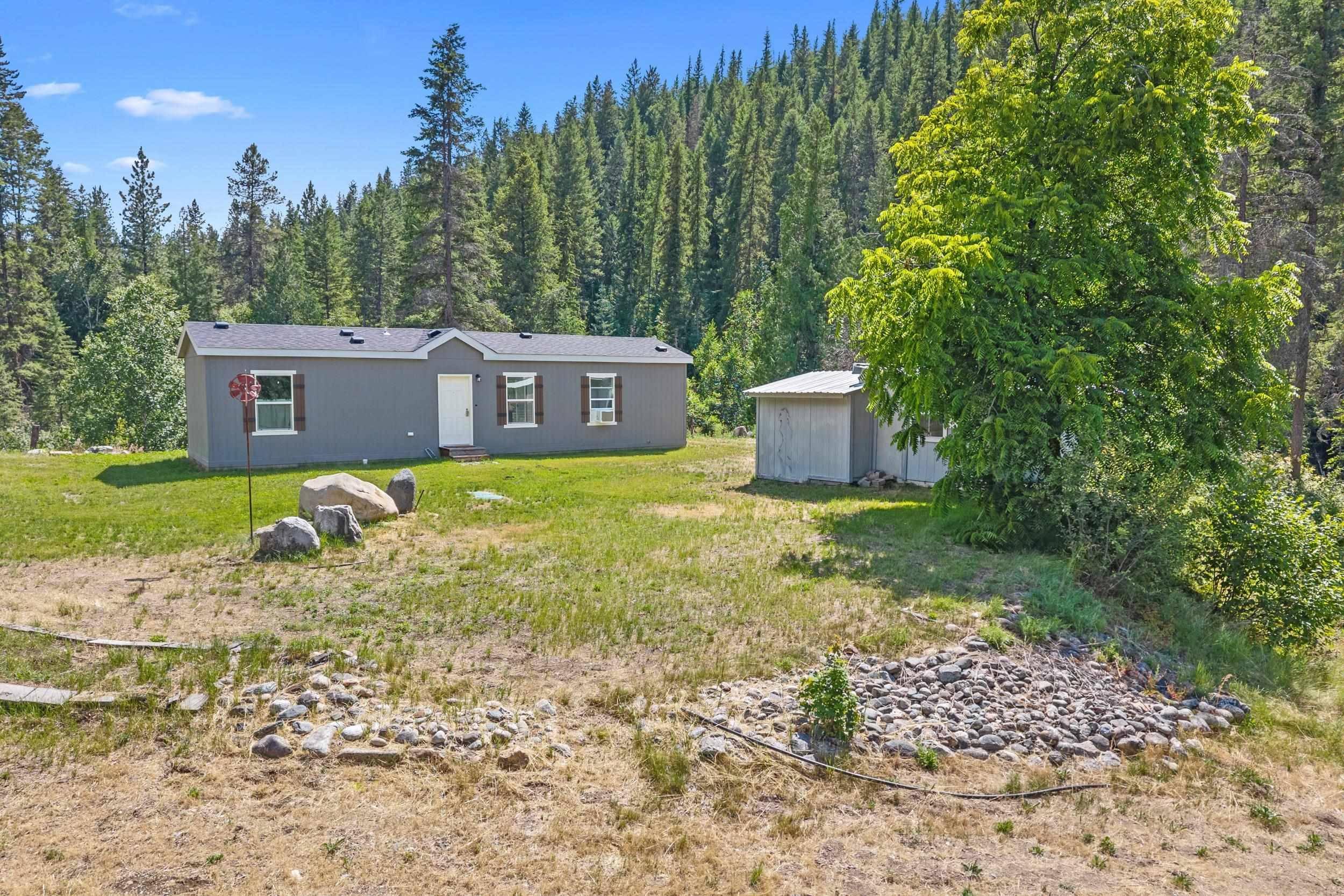 4440 Northport Waneta Rd, Northport, WA 99114
