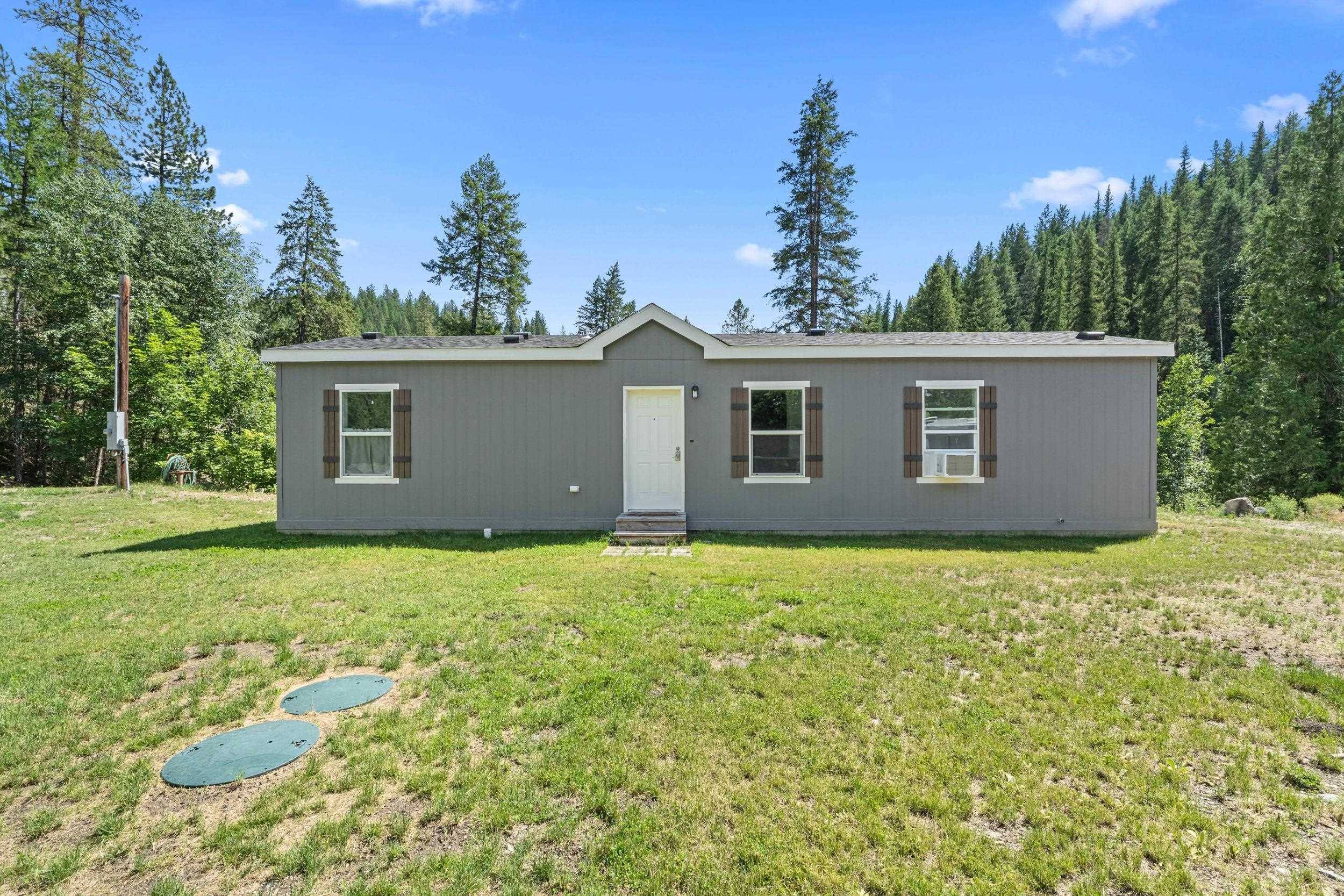 4440 Northport Waneta Rd, Northport, WA 99114