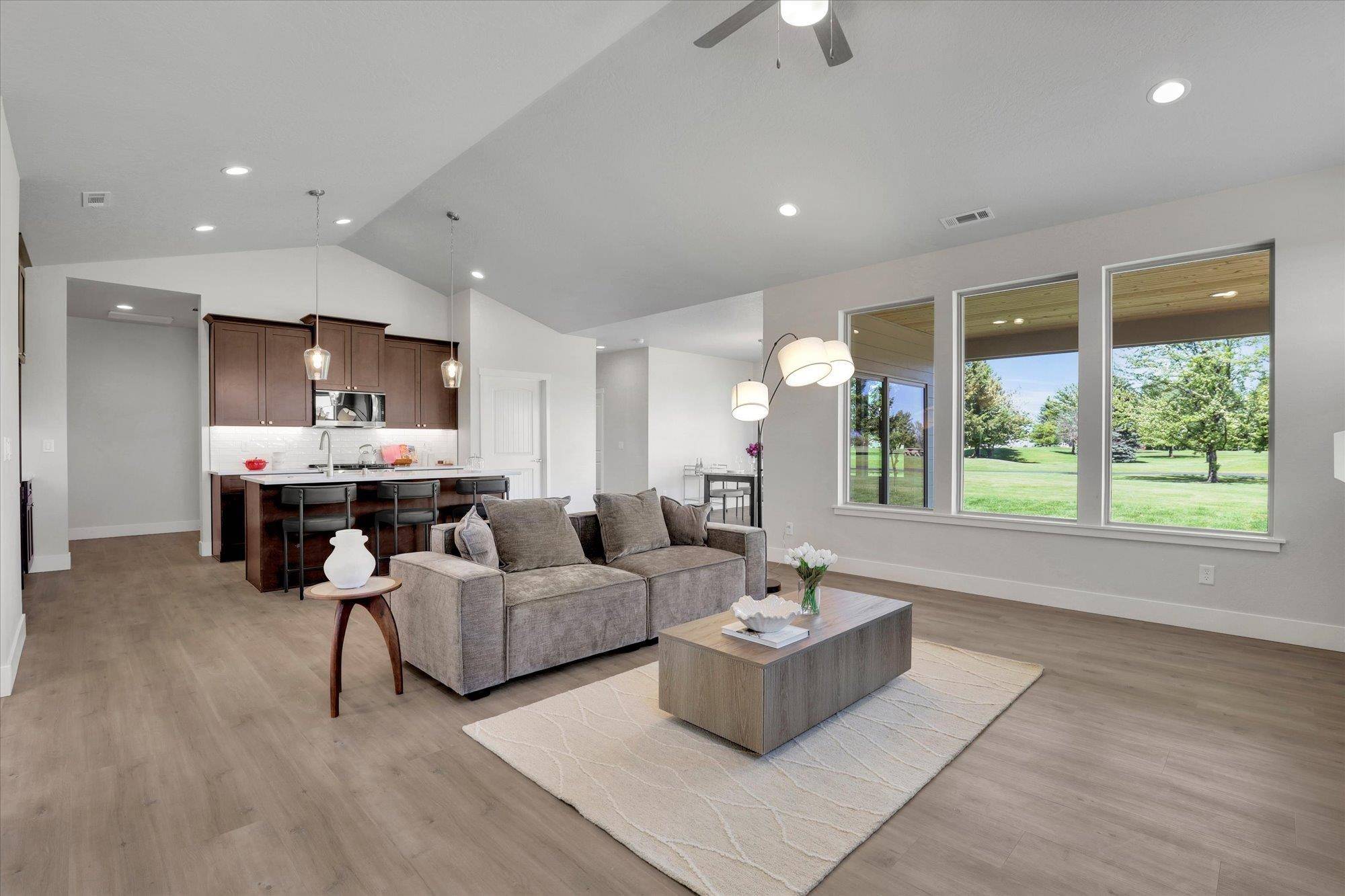 1109 - Unit 16 N Country Club Dr #16, Deer Park, WA 99006
