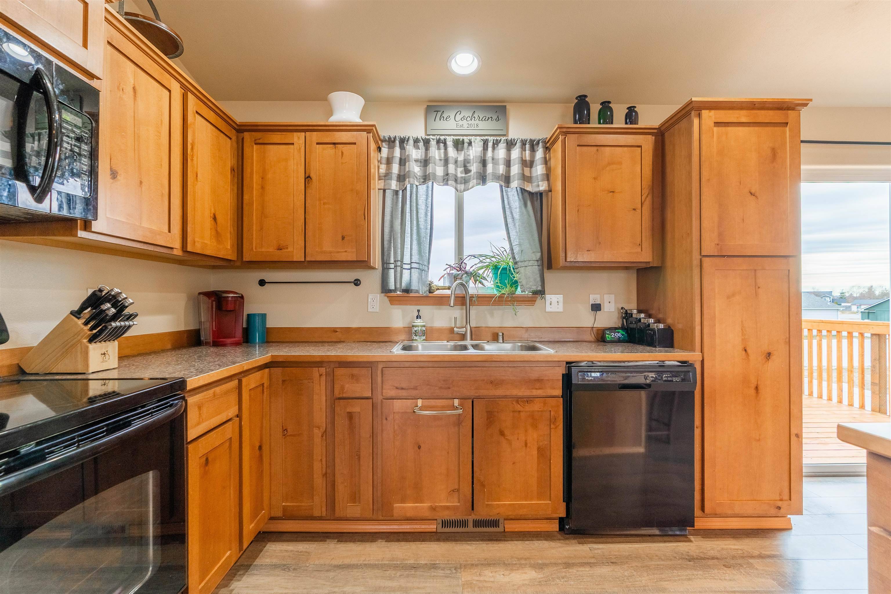 1800 E Johnson Ln, Deer Park, WA 99006