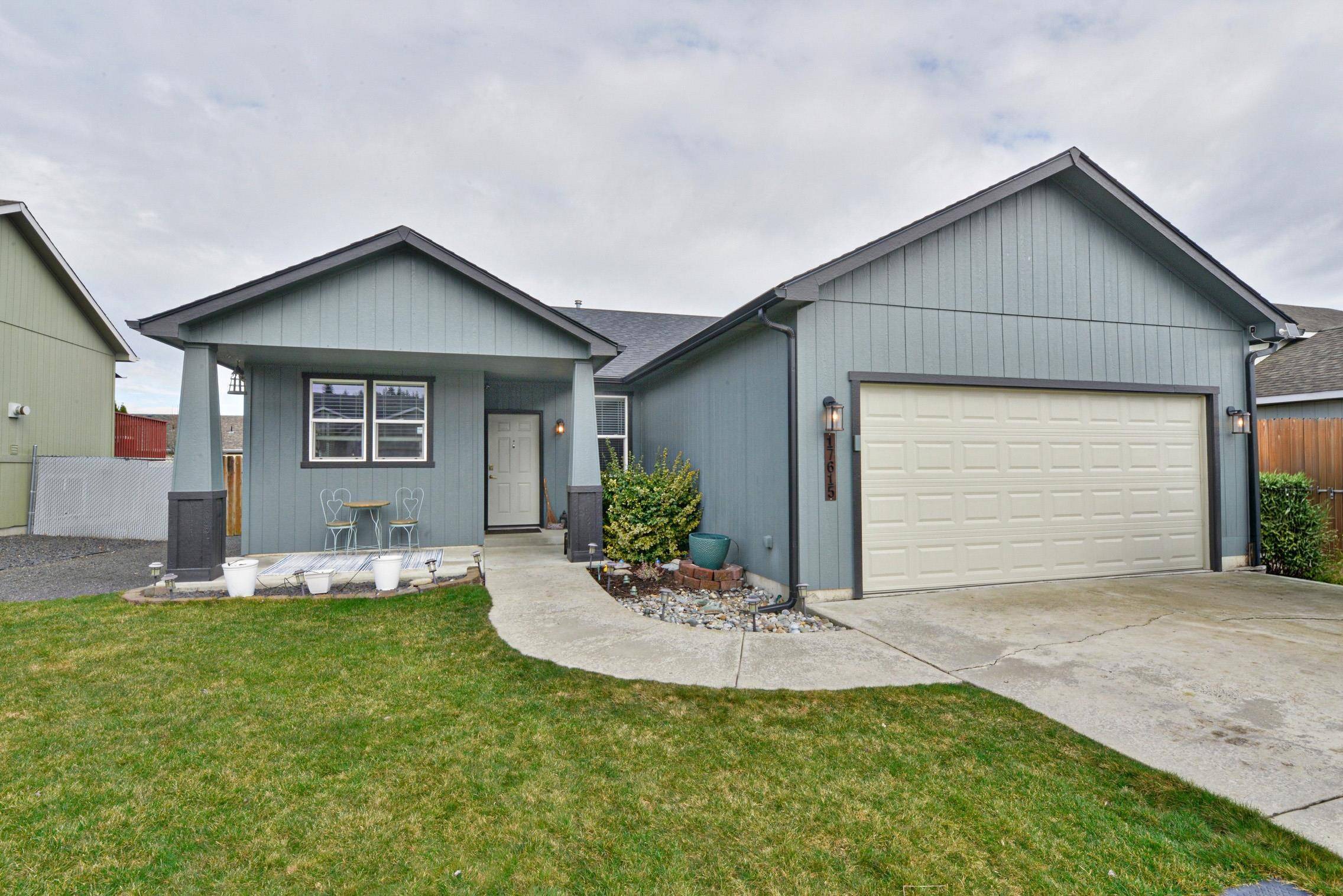 17615 E 3rd Ln, Greenacres, WA 99016