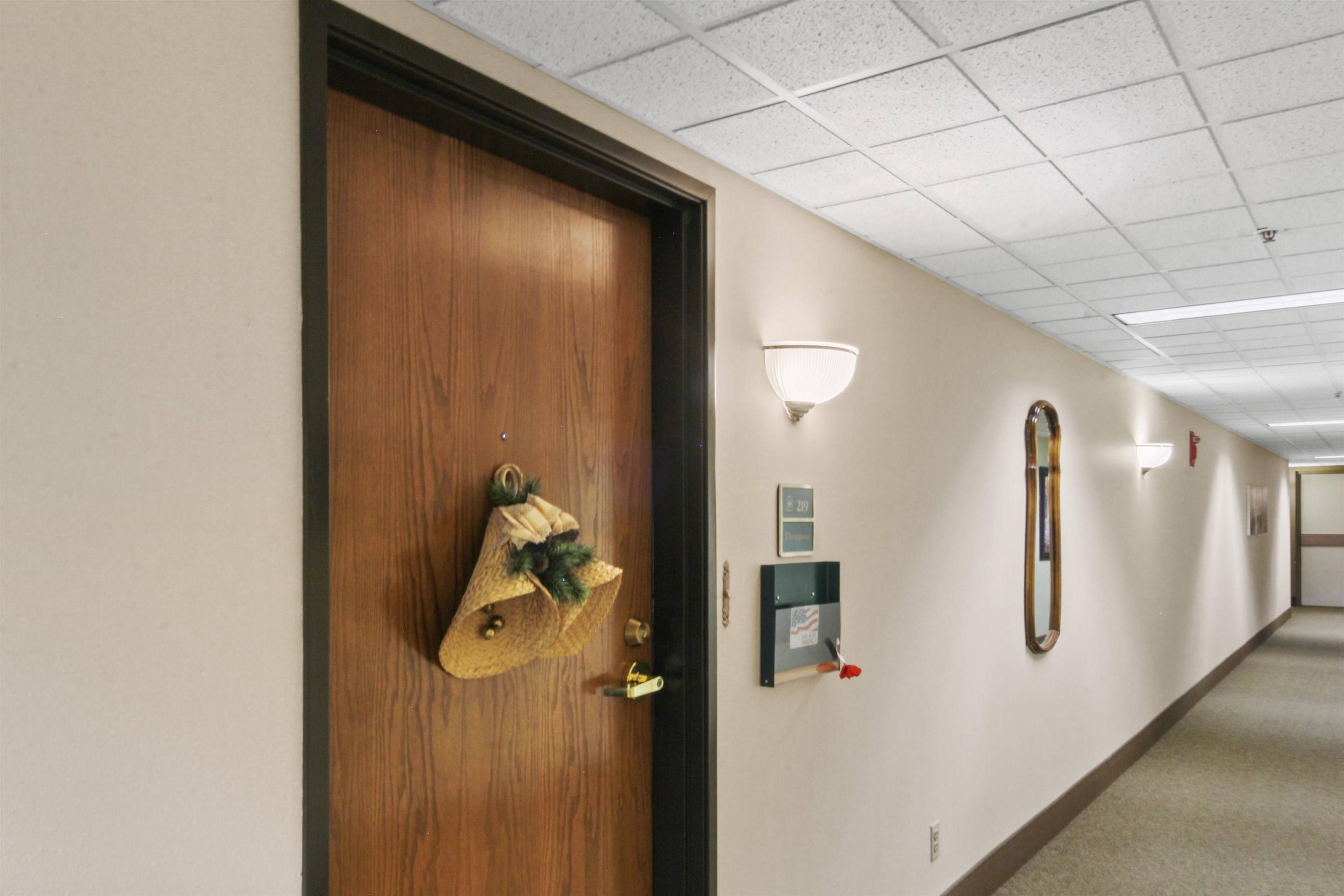 221 E Rockwood Blvd #219, Spokane, WA 99202-0000