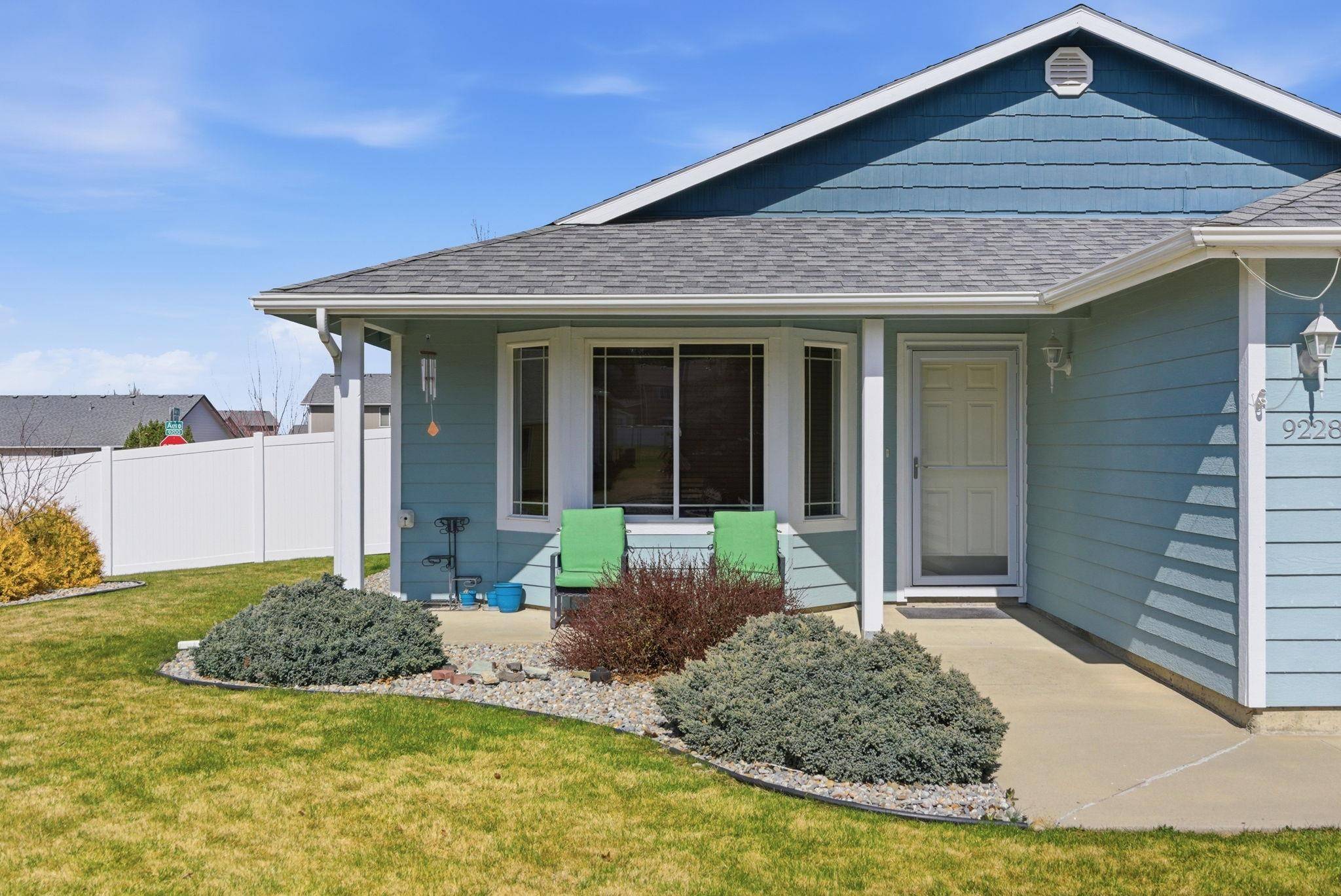 9228 W W 72nd Ct, Cheney, WA 99004