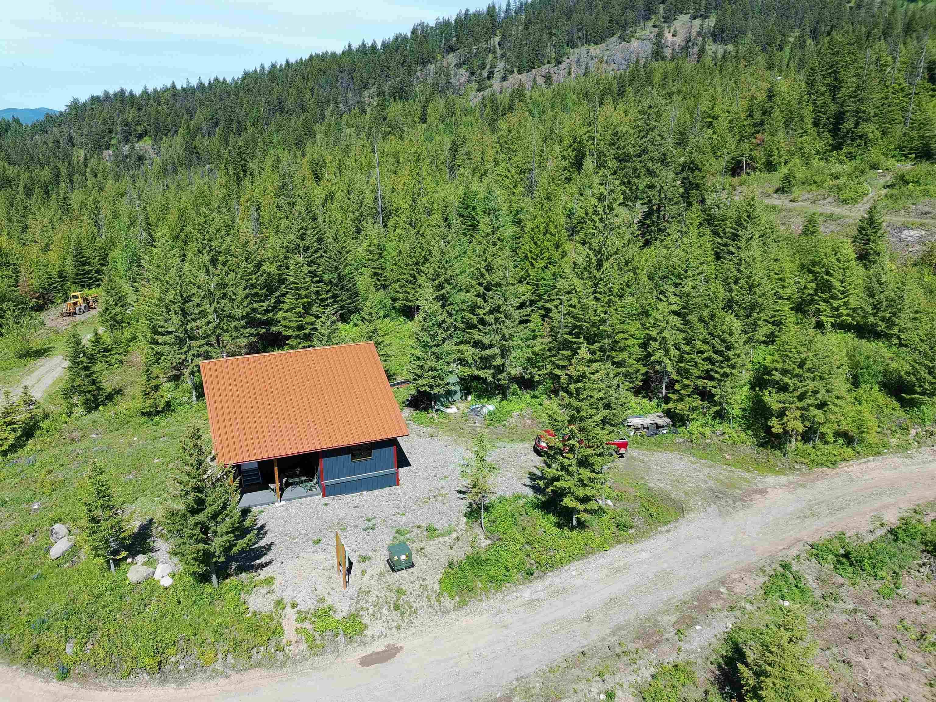 1261 Outback Ln, Usk, WA 99180