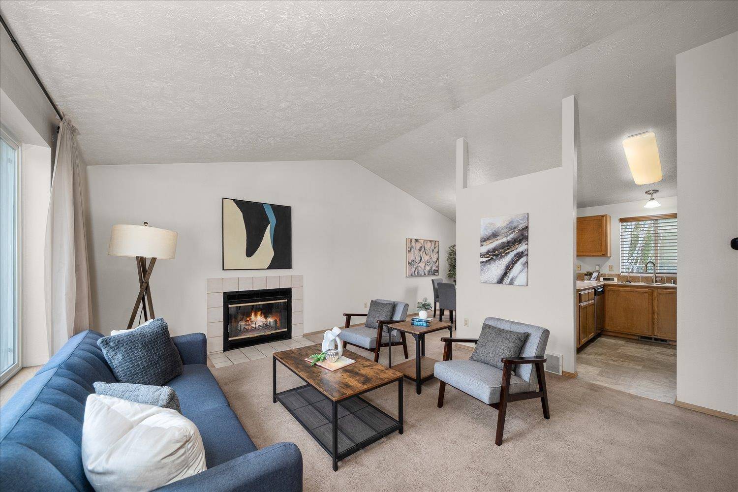 950 E Calkins Dr, Spokane, WA 99208