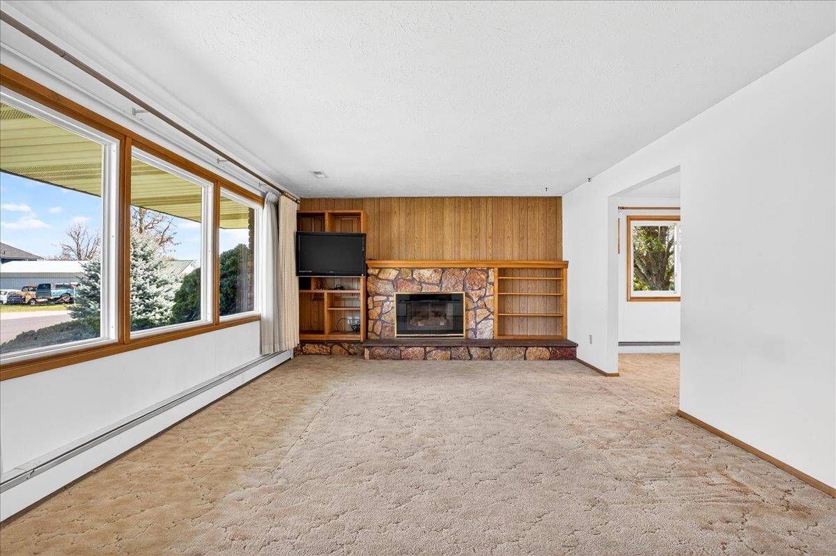 605 W 4th St, Sprague, WA 99032