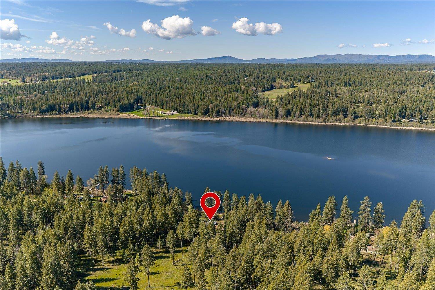 42408 N Sylvan Rd, Elk, WA 99009