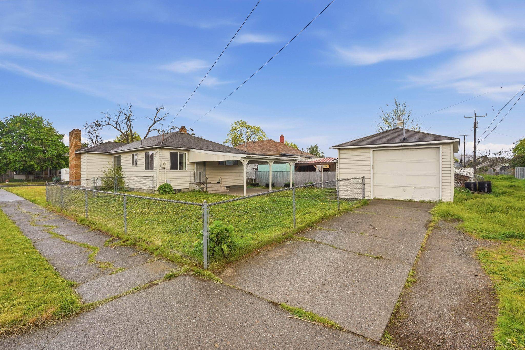 2304 E E Sanson Ave, Spokane, WA 99217
