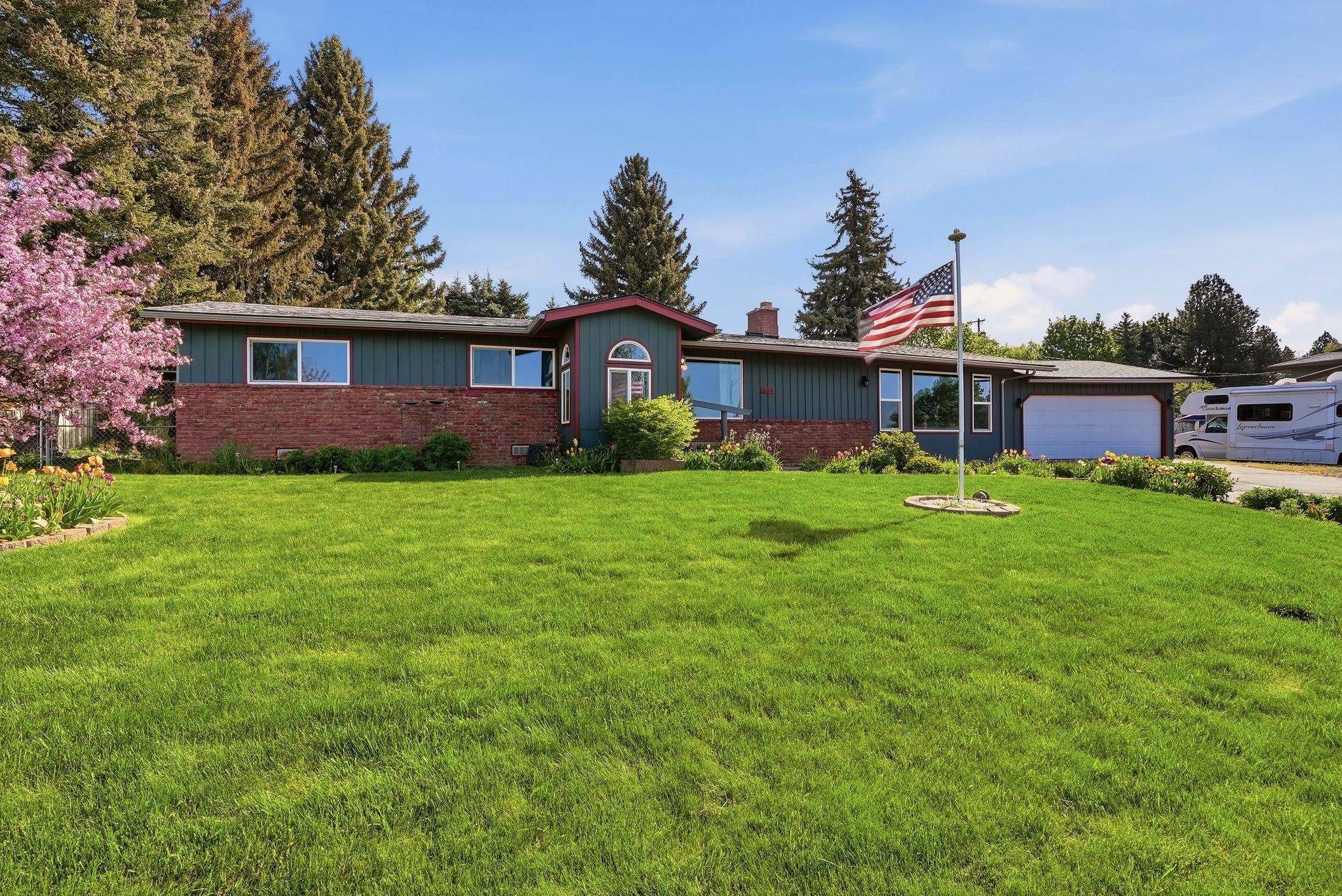 809 E Southview Ave, Colfax, WA 99111
