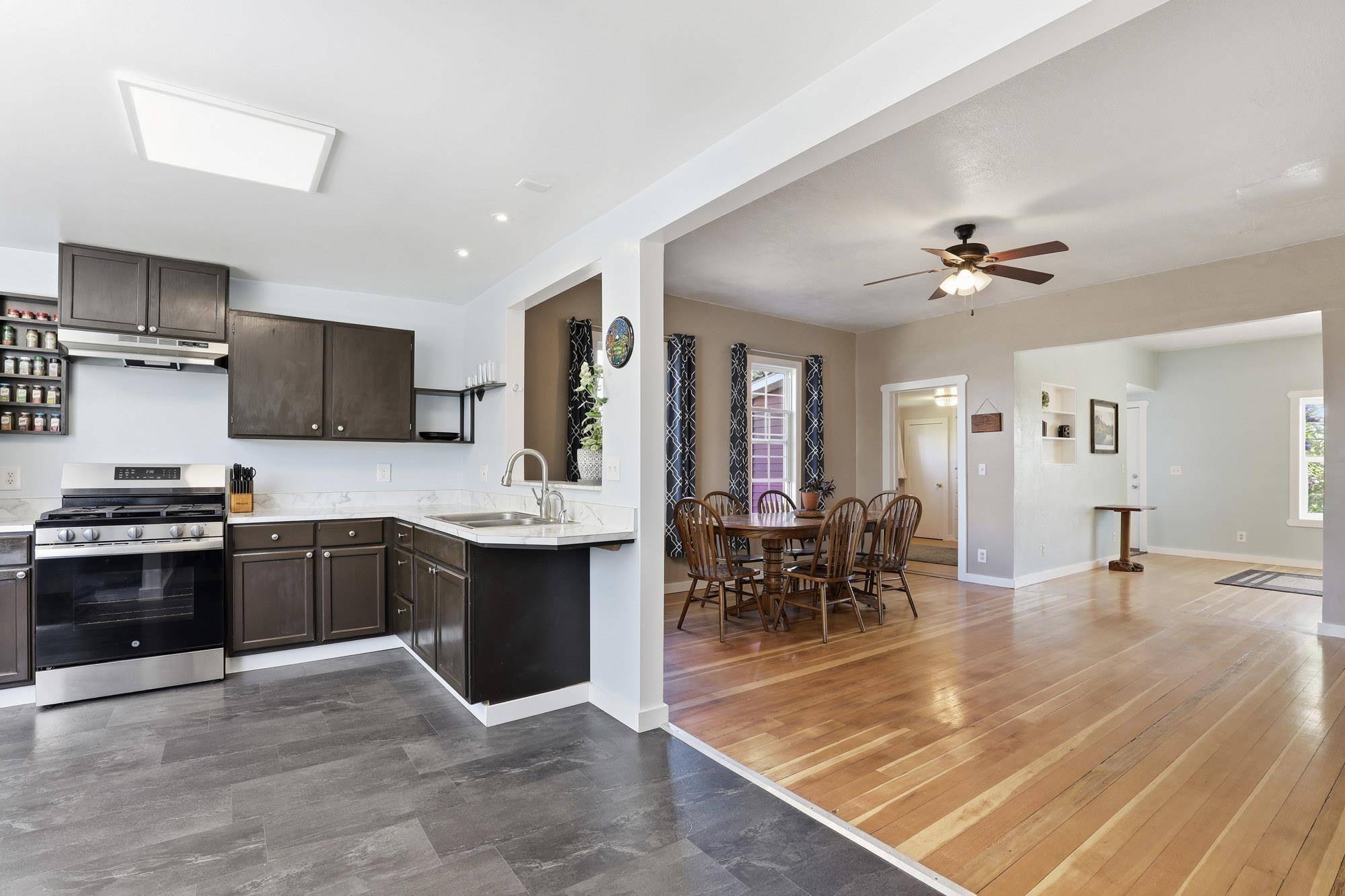 206 W 7th Ave, Ritzville, WA 99169