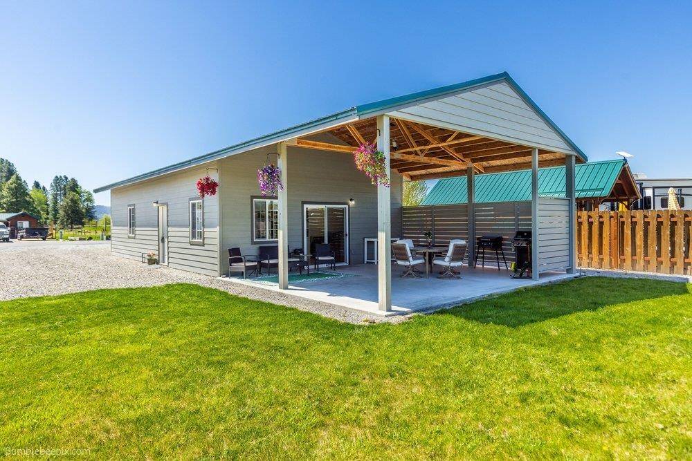 150 Guinevere Dr, Usk, WA 99180