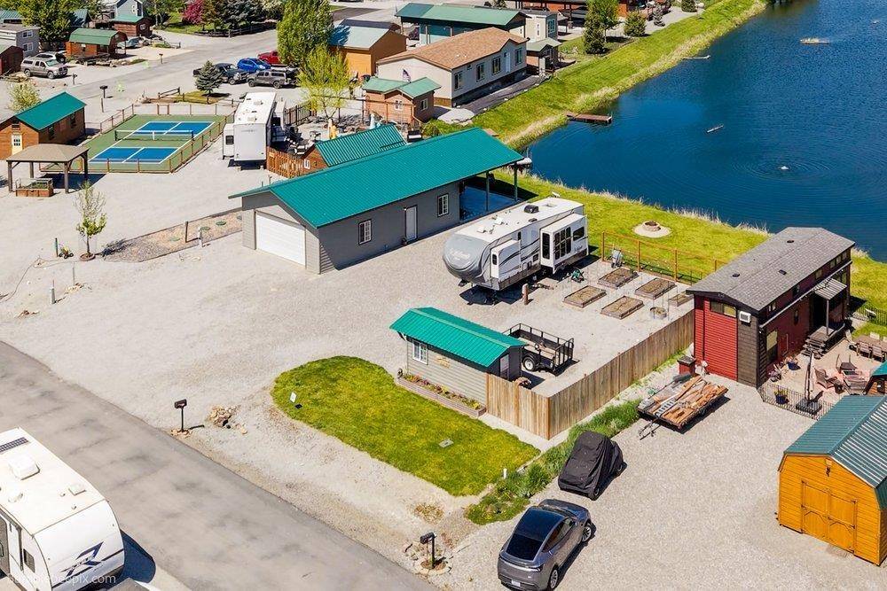 150 Guinevere Dr, Usk, WA 99180