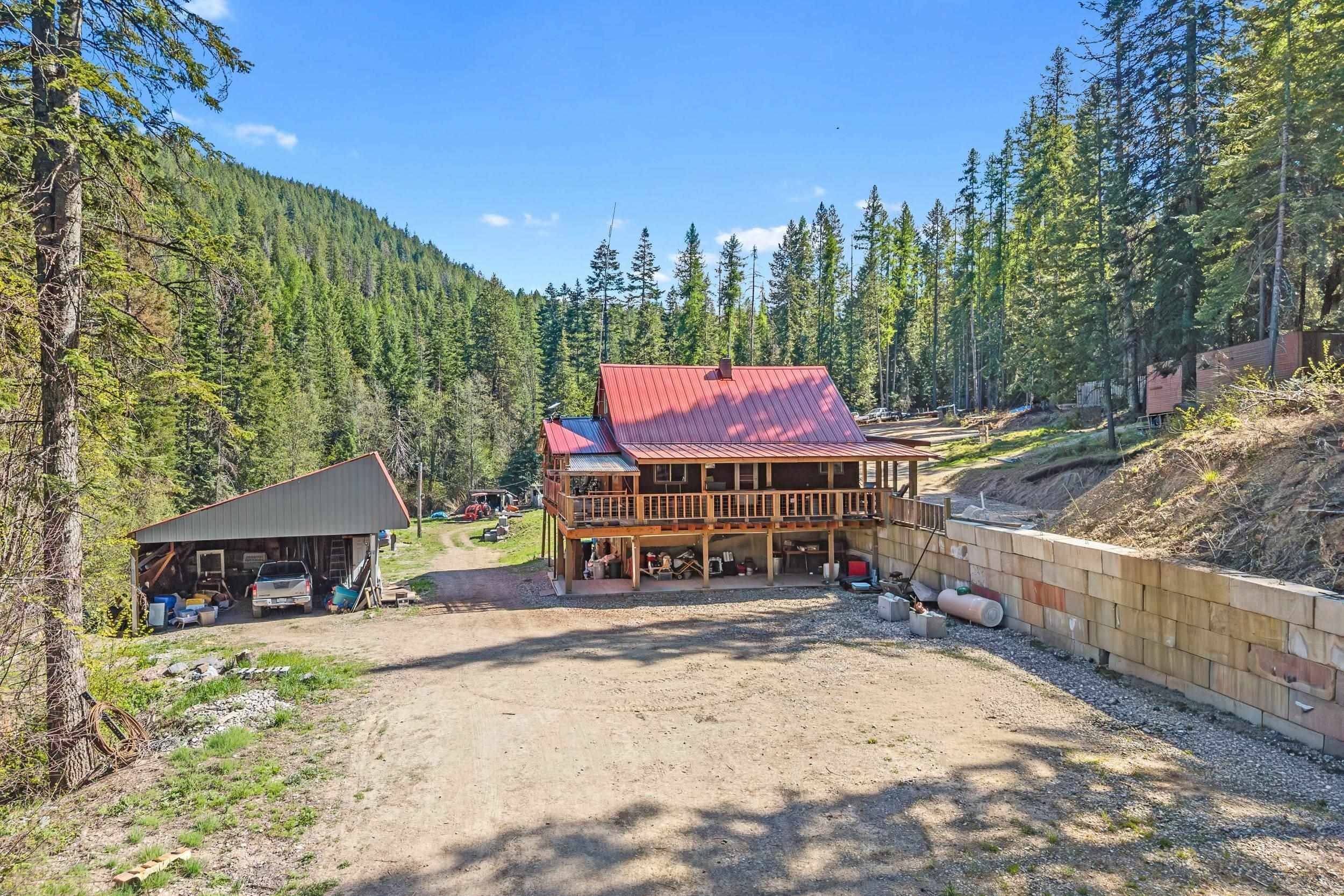 2785 Records Rd, Addy, WA 99101