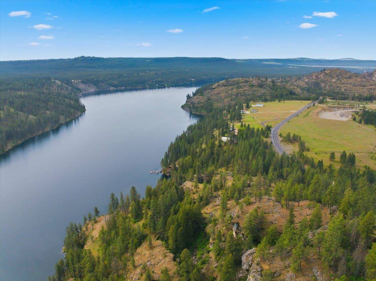 7049 Hwy 291 Hwy, Tumtum, WA 99034