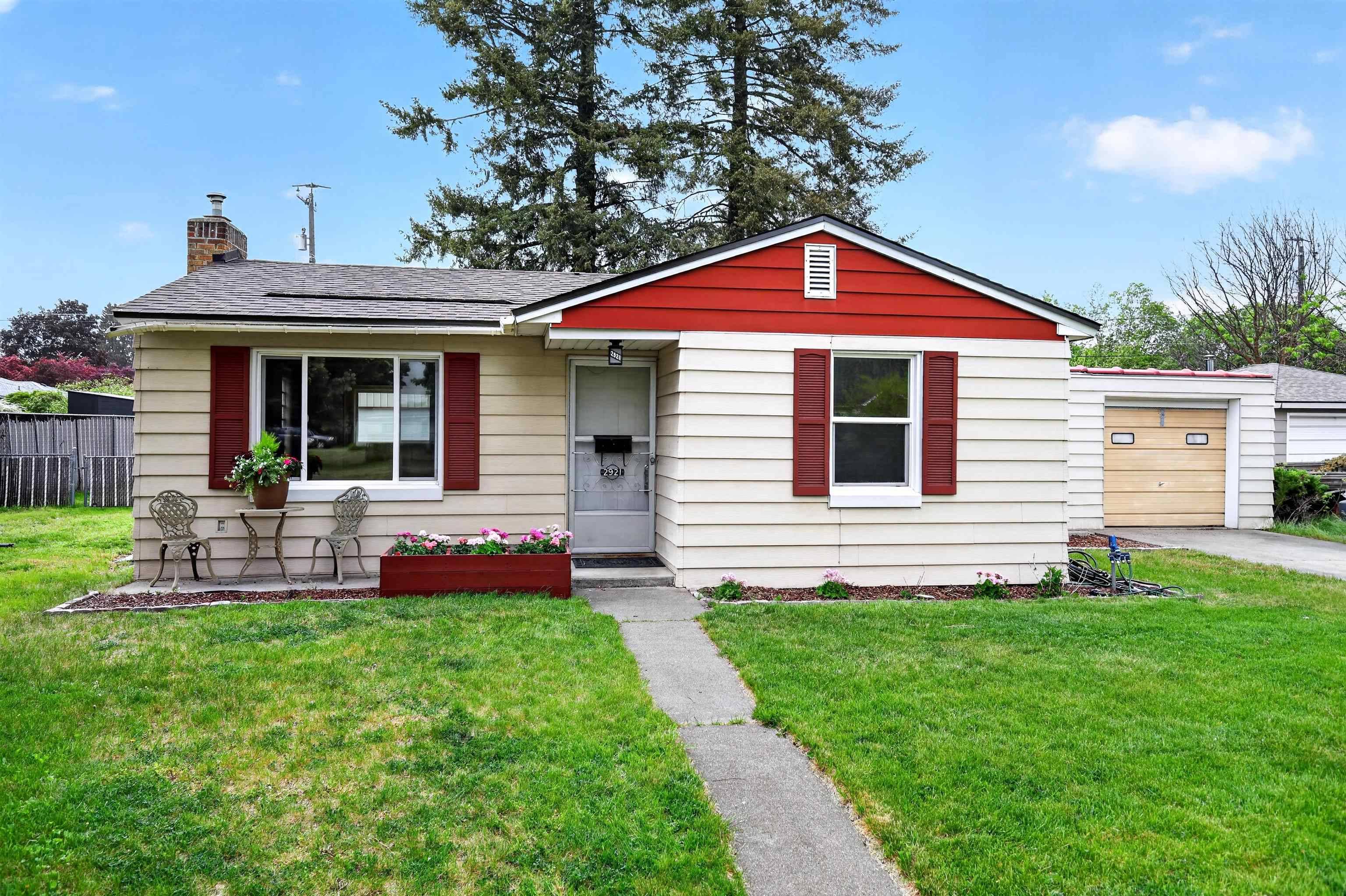 2921 N Locust Rd, Spokane, WA 99206