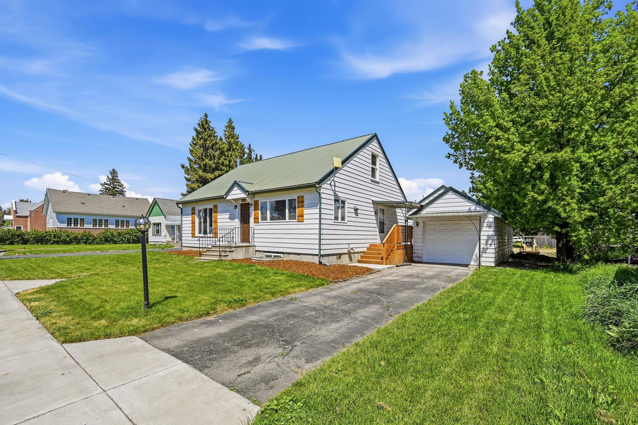 306 W Steptoe Ave, Oakesdale, WA 99158
