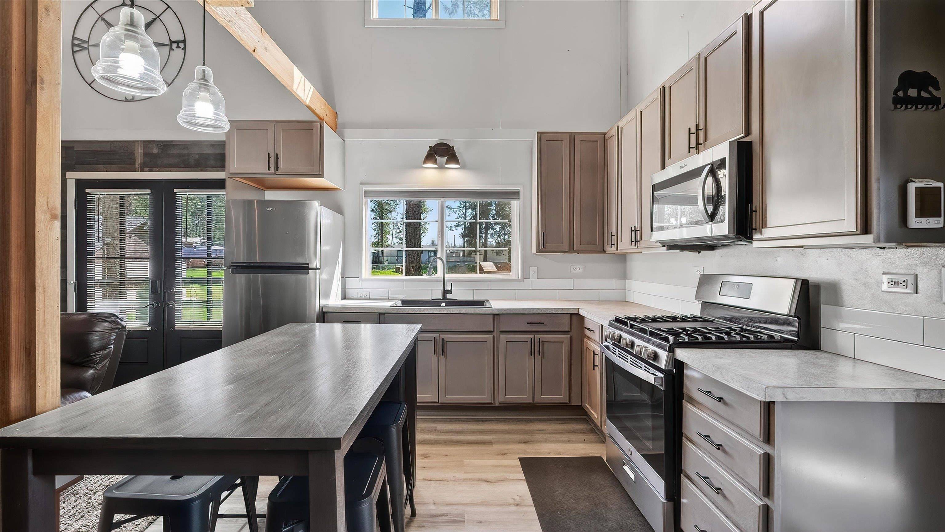 13901 S Clear Lake WAY ##609, Cheney, WA 99004