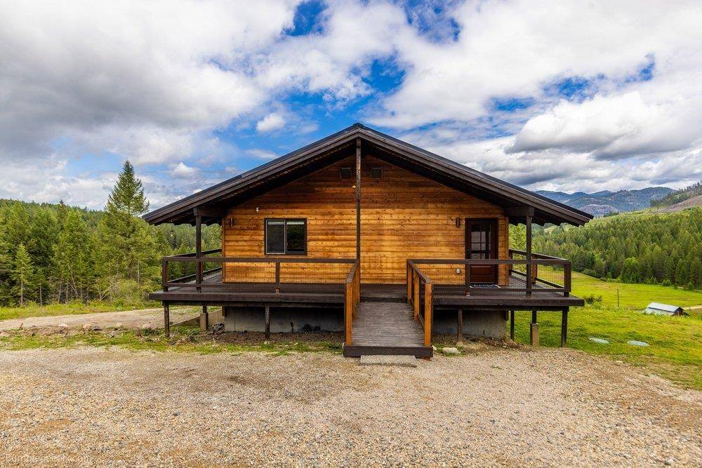 1812 B Wildrose WAY, Addy, WA 99101