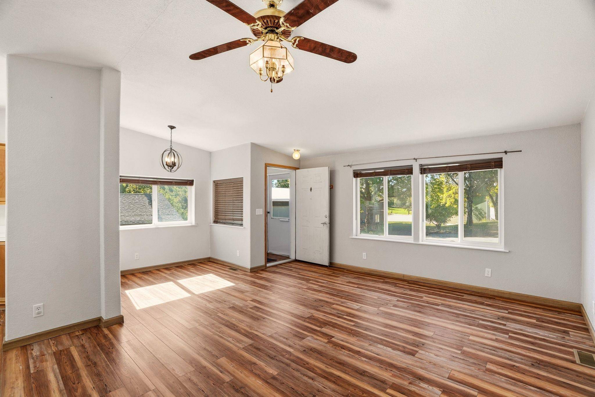 106 W Portland Ave, Fairfield, WA 99012