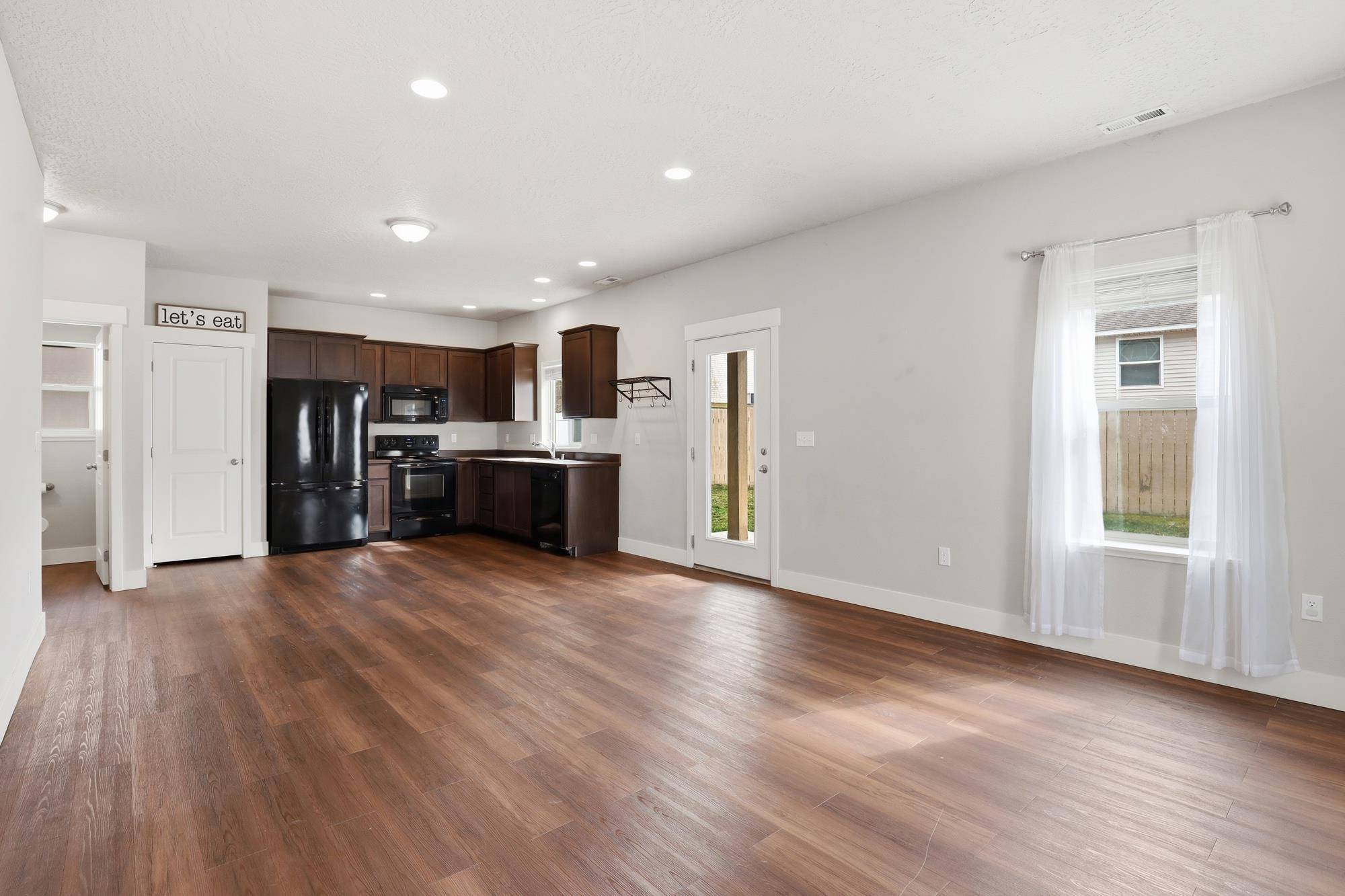 13507 W 10th Ave, Airway Heights, WA 99001