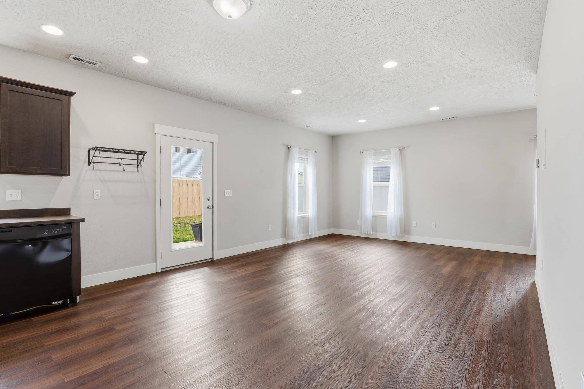 13507 W 10th Ave, Airway Heights, WA 99001