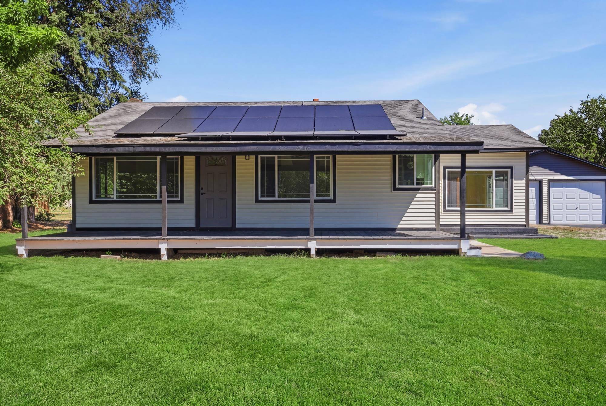 25815 E River Rd, Otis Orchards, WA 99027