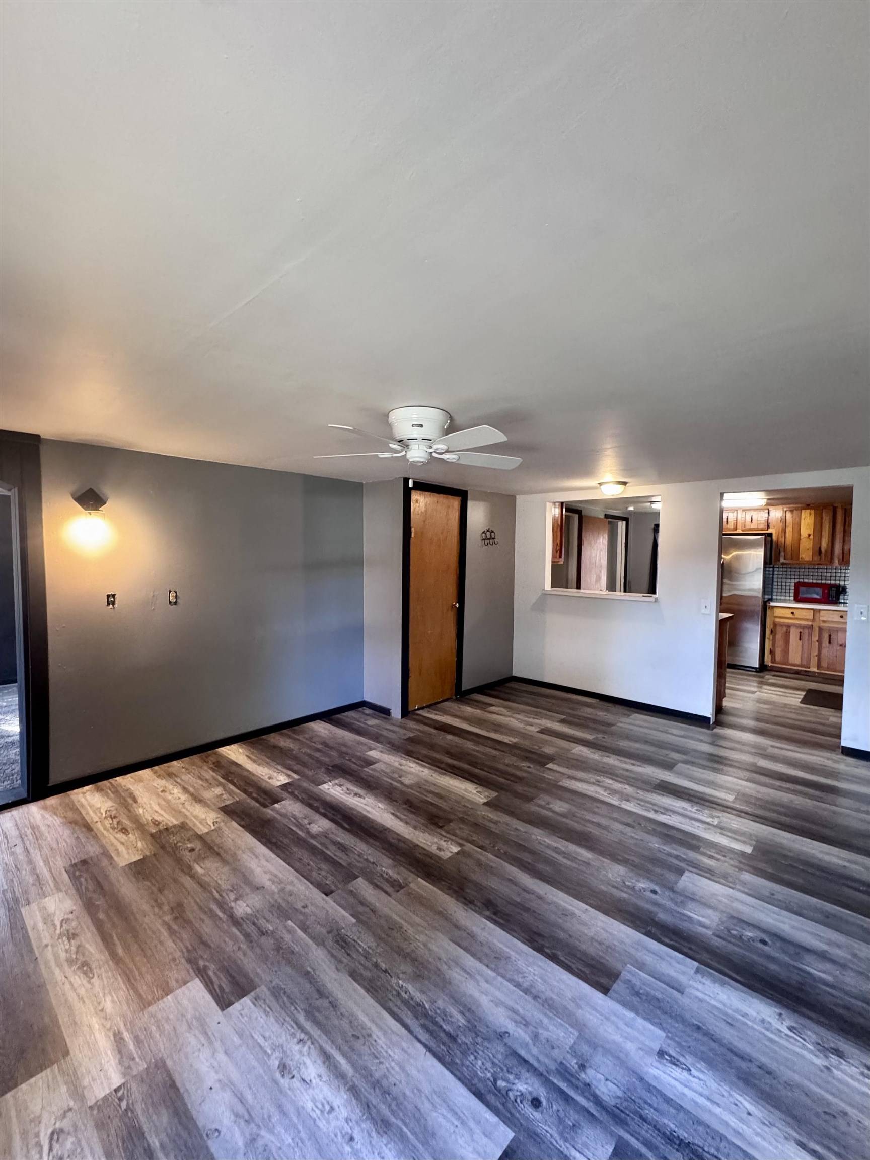 206 E Blackwell St, Ione, WA 99139