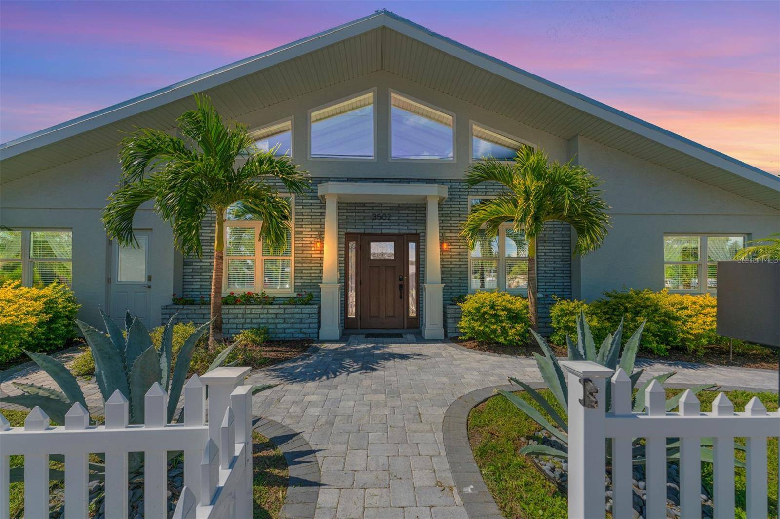 3502 BAHIA VISTA ST, Sarasota, FL 34239