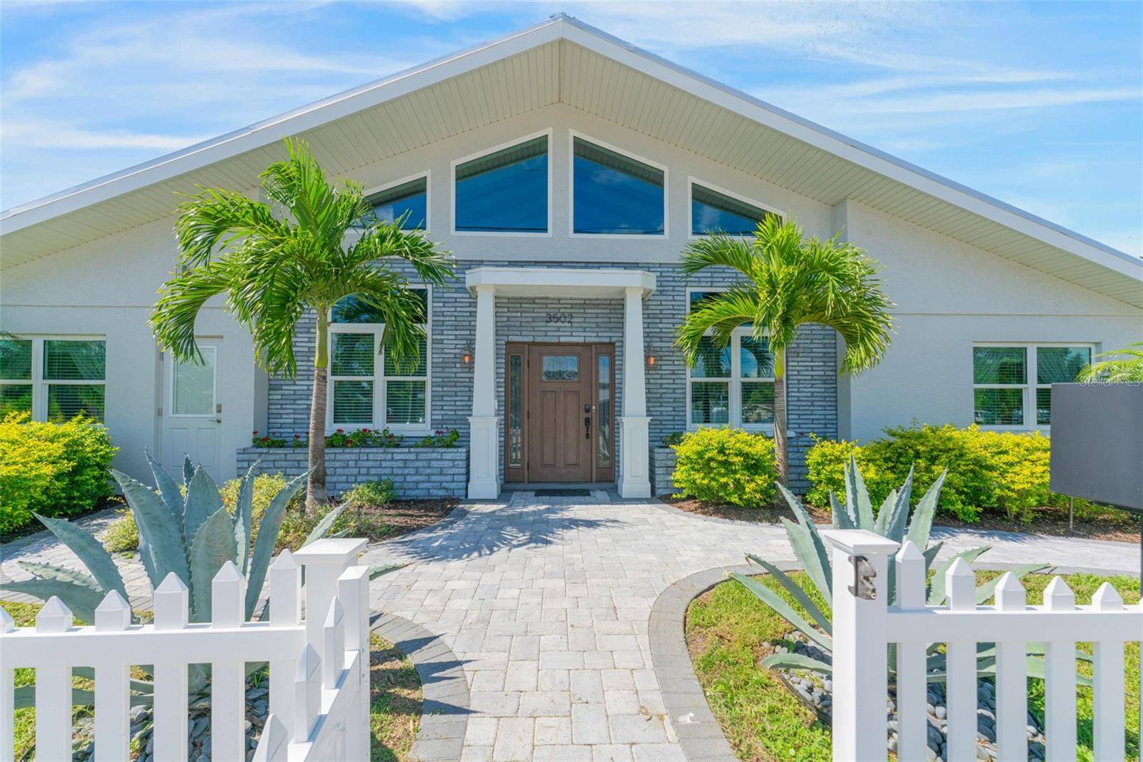 3502 BAHIA VISTA ST, Sarasota, FL 34239