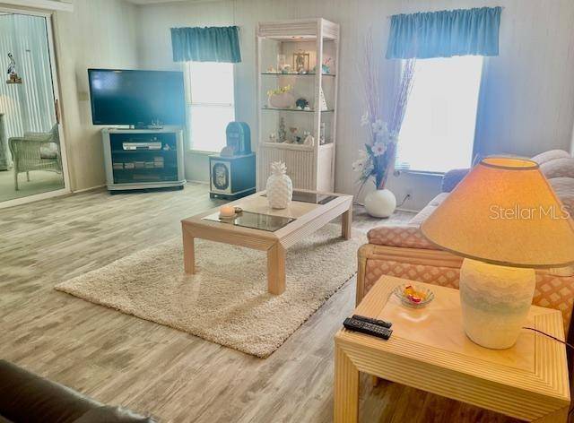 5707 45TH ST E #90, Bradenton, FL 34203