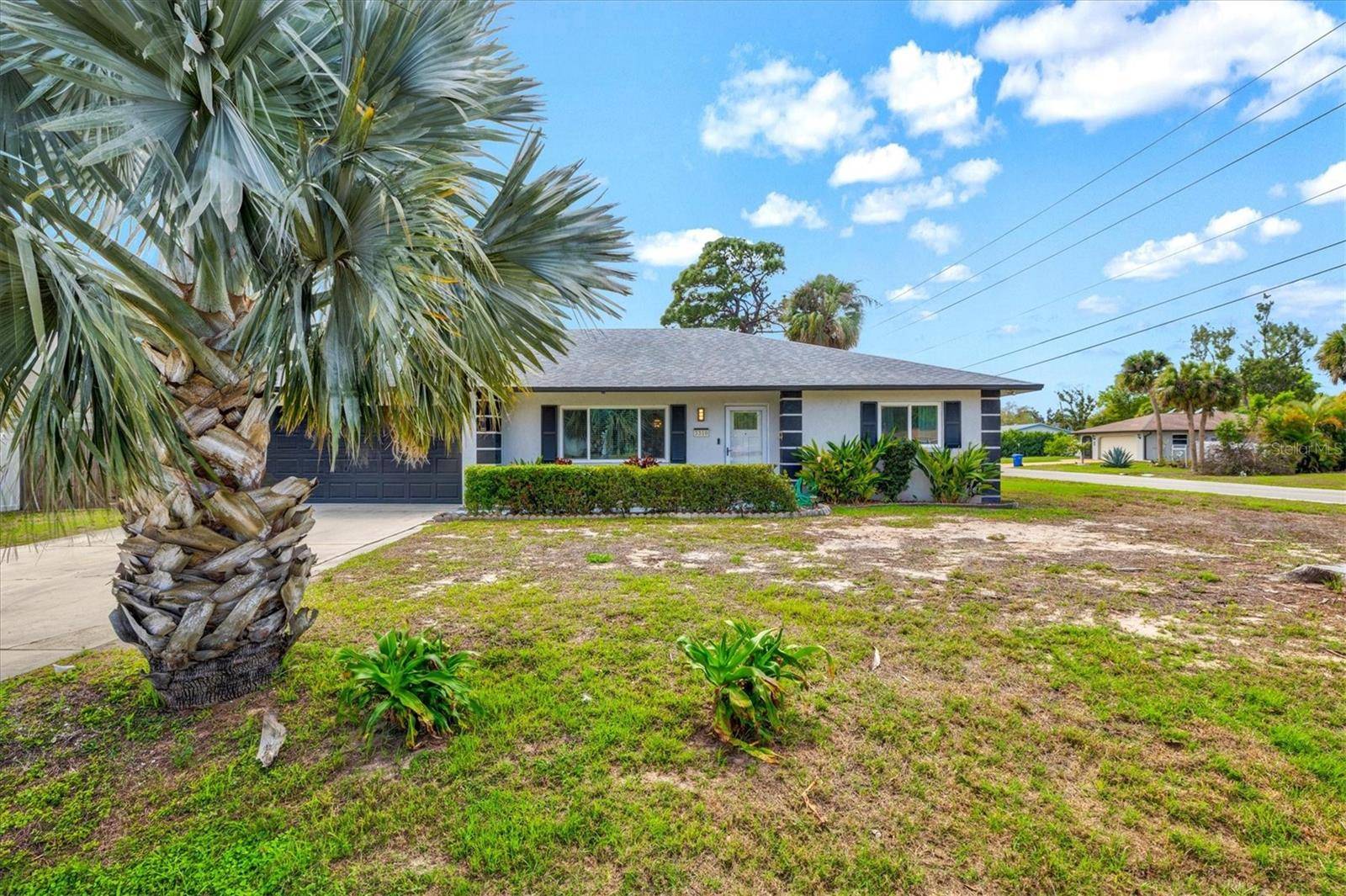 3310 SIESTA DR, Venice, FL 34293