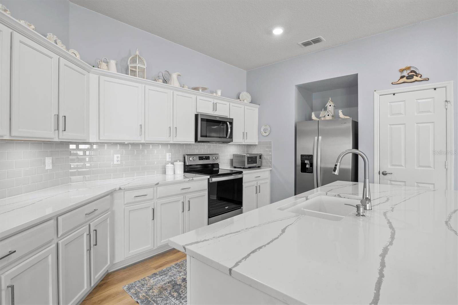 1591 MATTIE POINTE PL, Auburndale, FL 33823