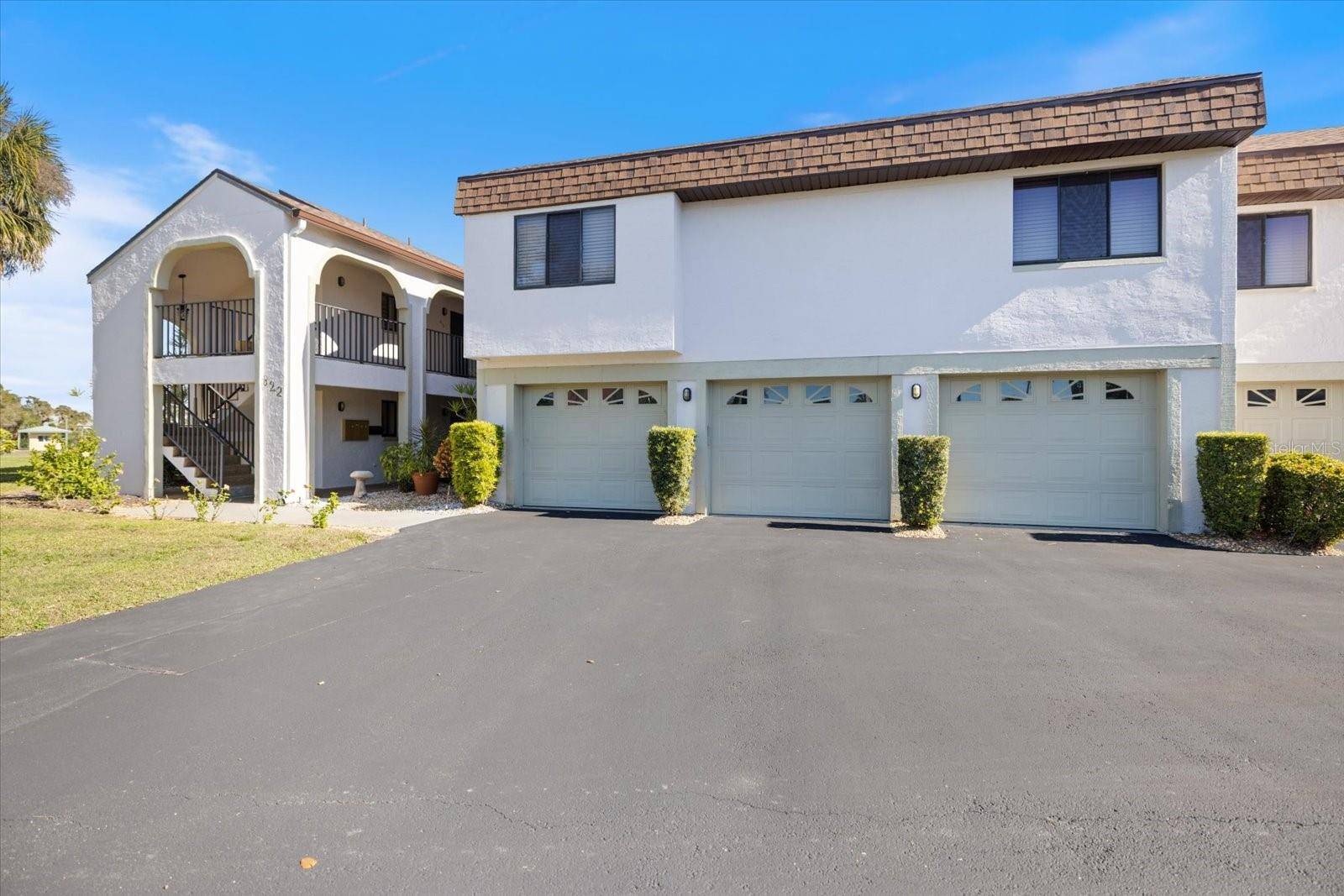 822 CAPRI ISLES BLVD #107, Venice, FL 34292