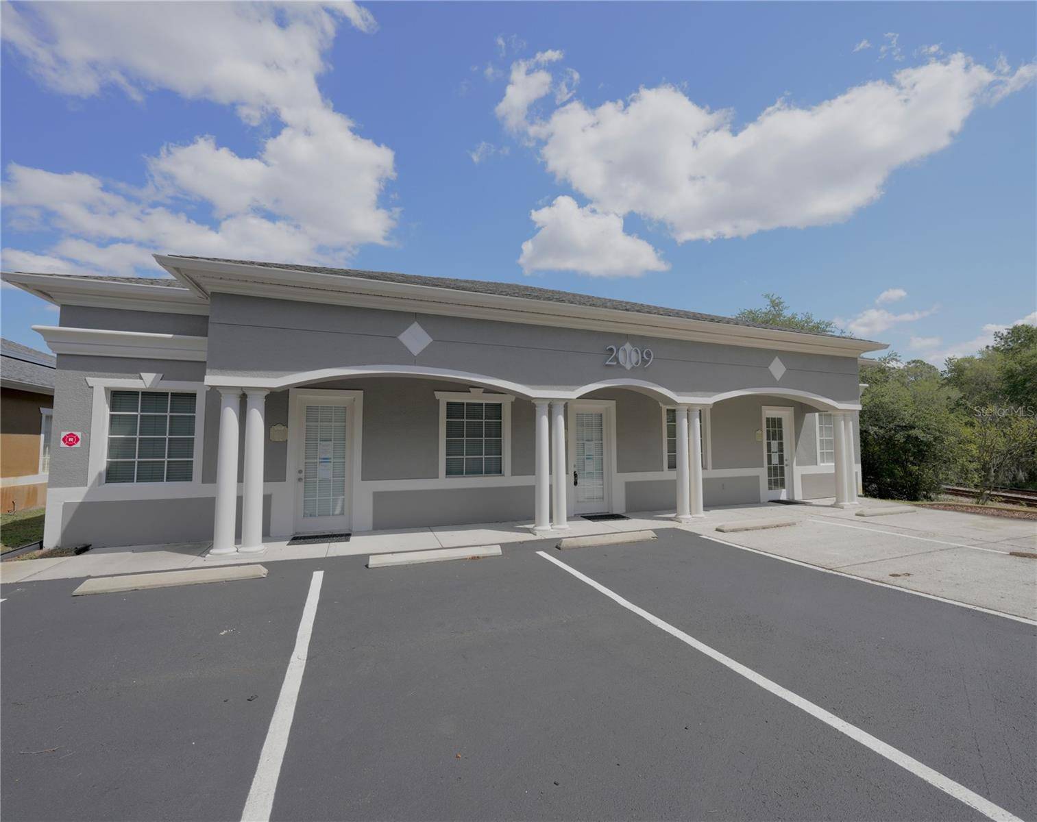 2009 LONGWOOD LAKE MARY RD, Longwood, FL 32750