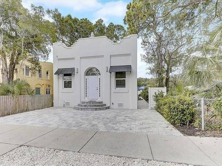 1862 6TH ST, Sarasota, FL 34236