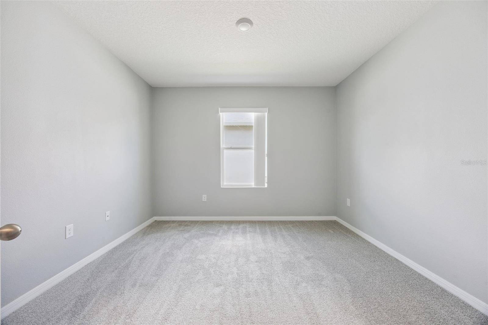 1603 BARBERRY DR, Kissimmee, FL 34744