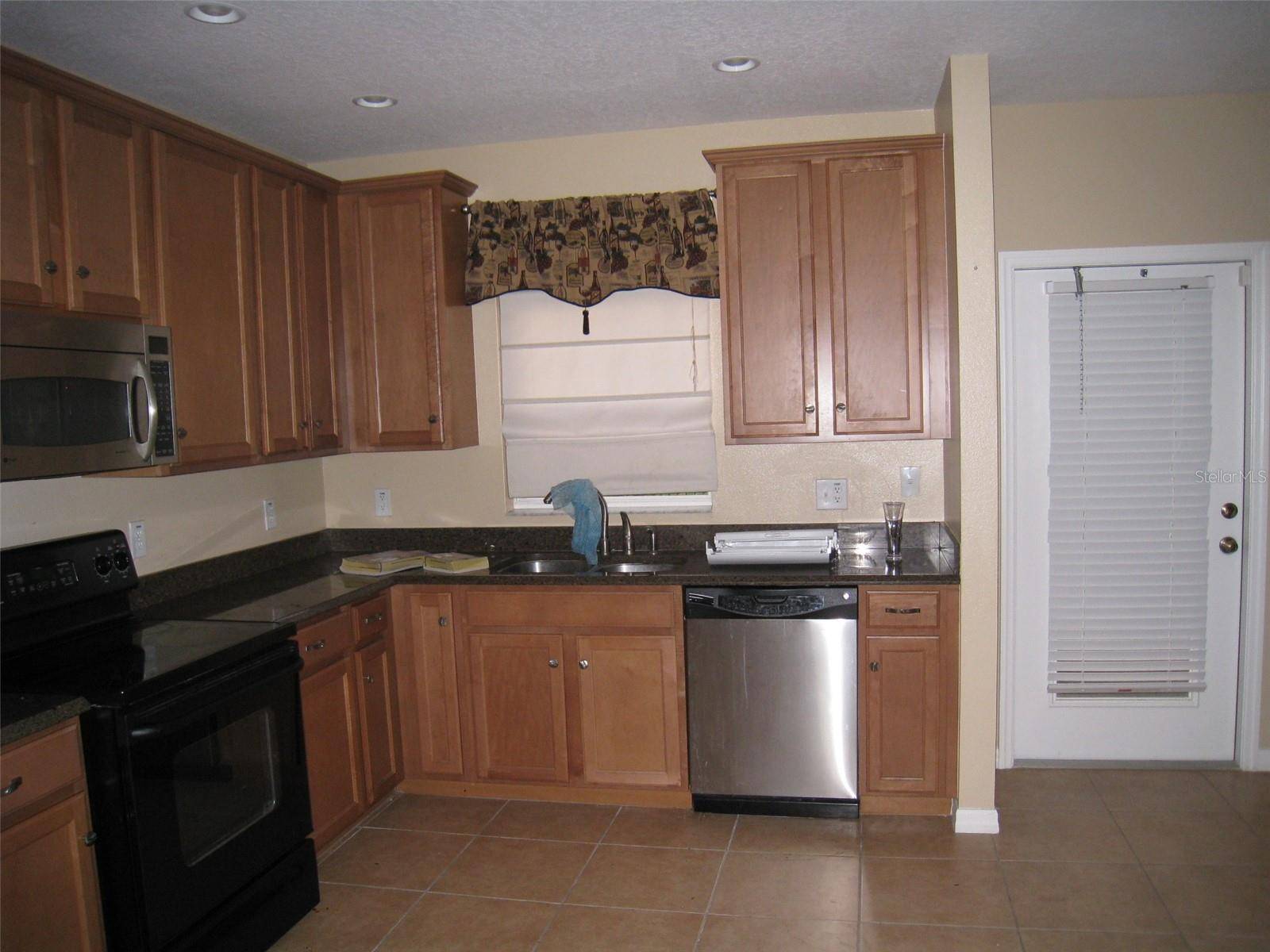 9663 BISCOTTI AVE, Orlando, FL 32829