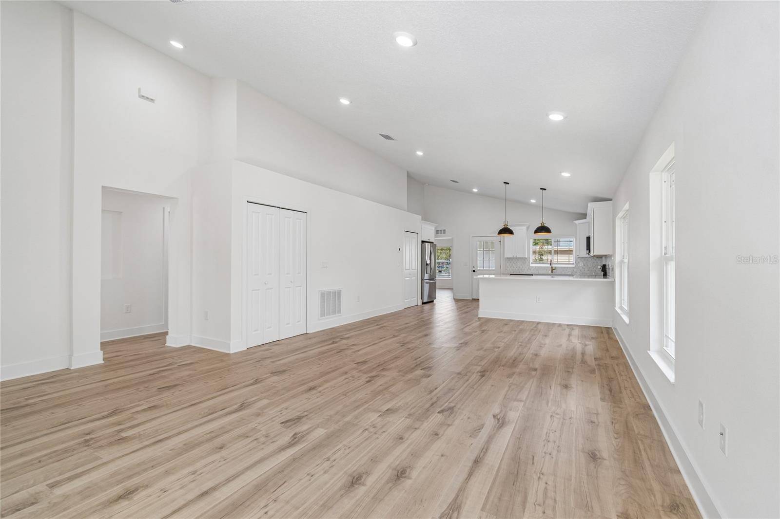 2301 HIGHLAND ST S, St Petersburg, FL 33705