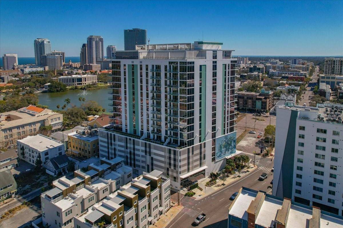 777 3RD AVE N #1202, St Petersburg, FL 33701
