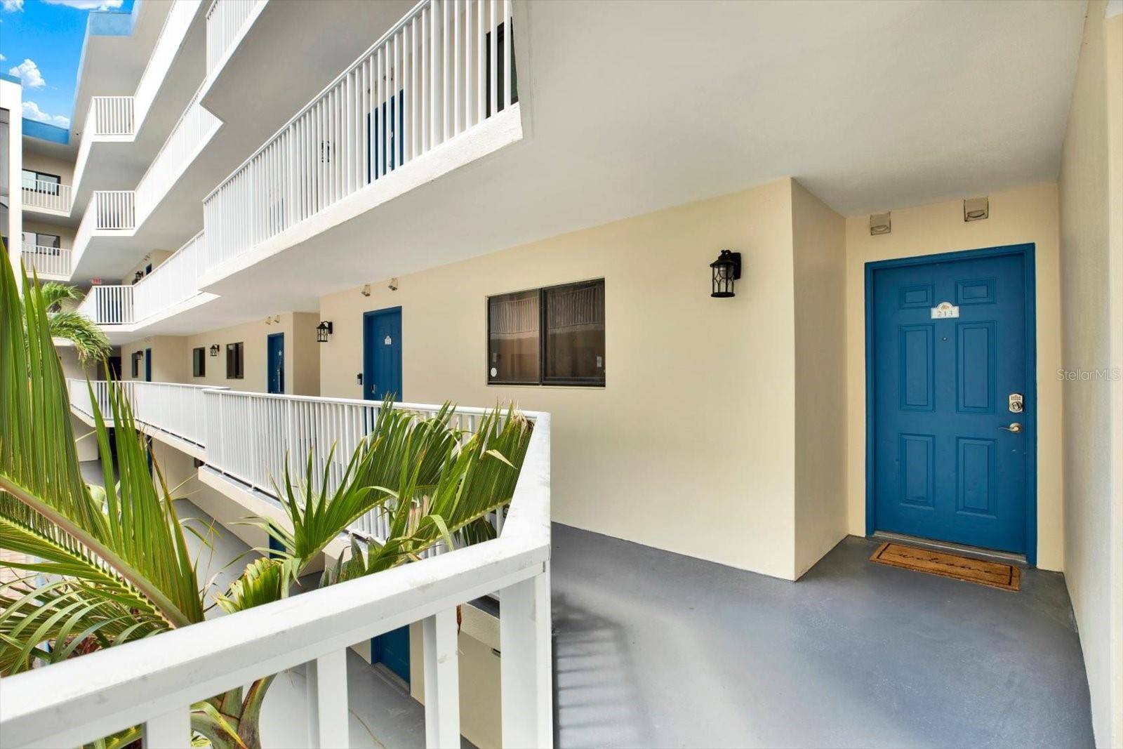 18450 GULF BLVD #213, Indian Shores, FL 33785