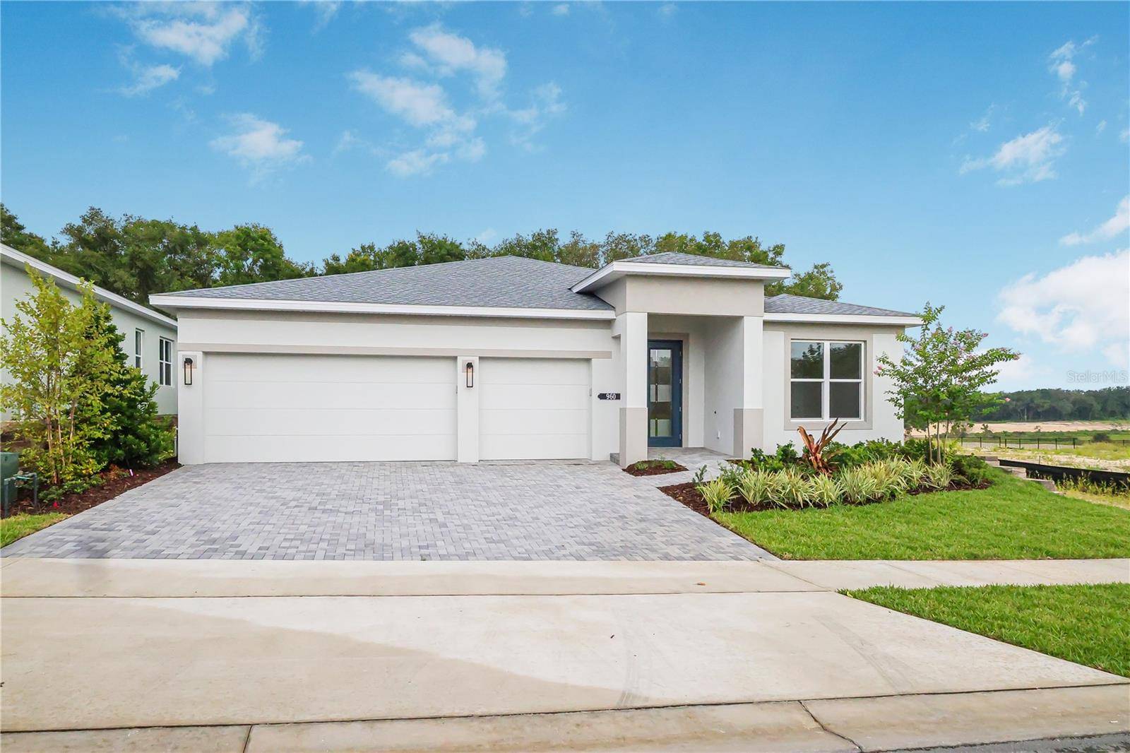 960 CLUB CRESSWIND DR, Lady Lake, FL 32159