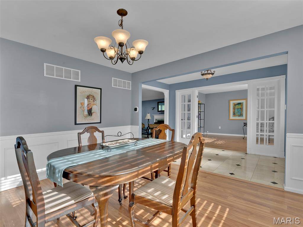 6915 Fieldstone Farms DR, O'fallon, MO 63368