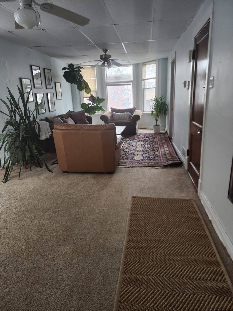 4345 N Kedvale ST, Chicago, IL 60618