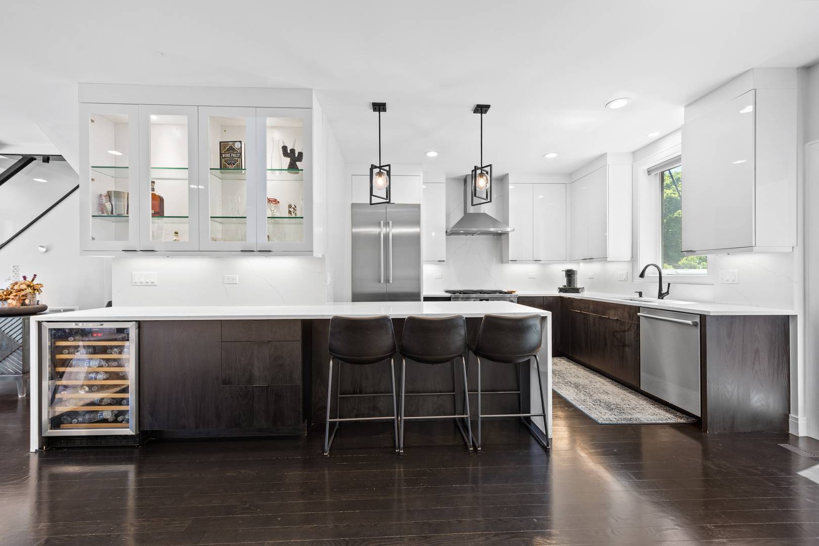 3901 S Lake Park AVE #D, Chicago, IL 60653