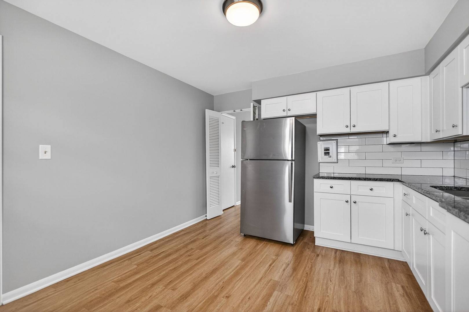 34 S Kensington AVE #05, La Grange, IL 60525